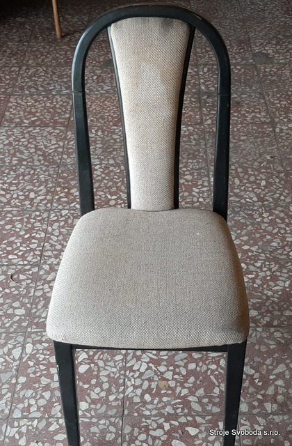 Židle čalouněná černá  (Zidle calounena cerna.jpg)